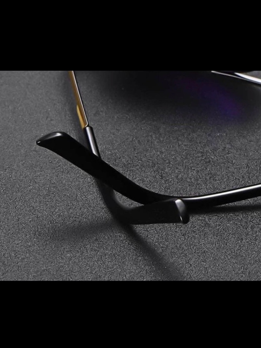 Mercedes-Benz Aviator Sunglasses, Gold Metal Frame, Polarized, 100% UV protectio - Picture 4 of 8